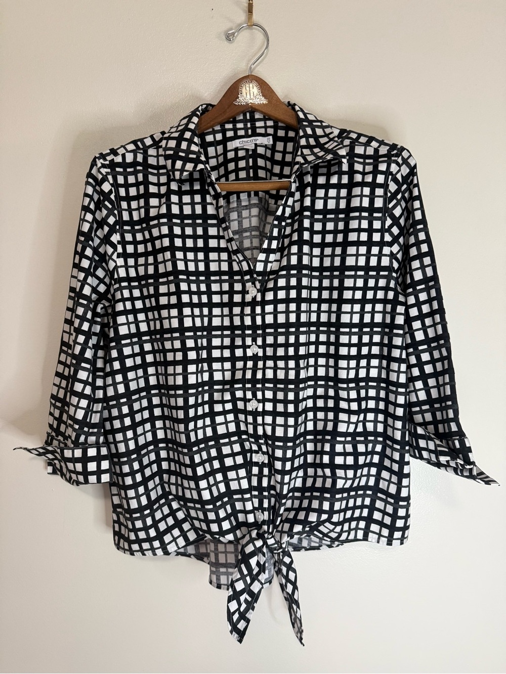 Chico's Black & White Grid Tie-Front Button Shirt in size 14 (2.5)